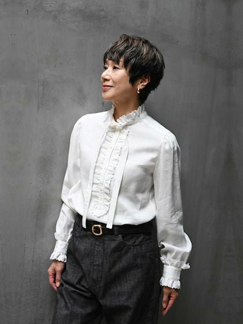 リネンスカラップ刺繍ブラウス｜ユナヒカ