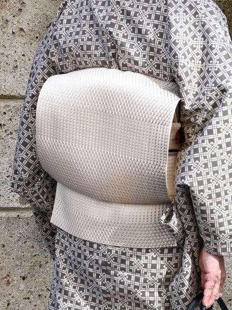 捩り八寸博多帯 網捩り段生成り暈し｜ユナヒカの浴衣