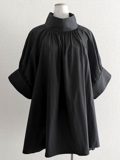 ハイネックブラウス　ブラック｜ユナヒカ